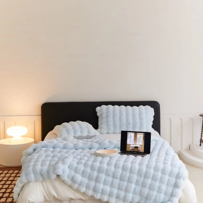 Soft Velvet Polyester Blanket
