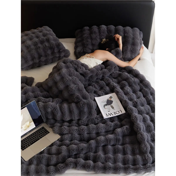 Soft Velvet Polyester Blanket