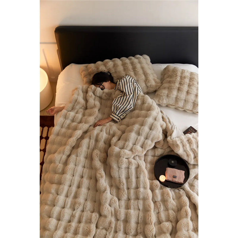 Soft Velvet Polyester Blanket